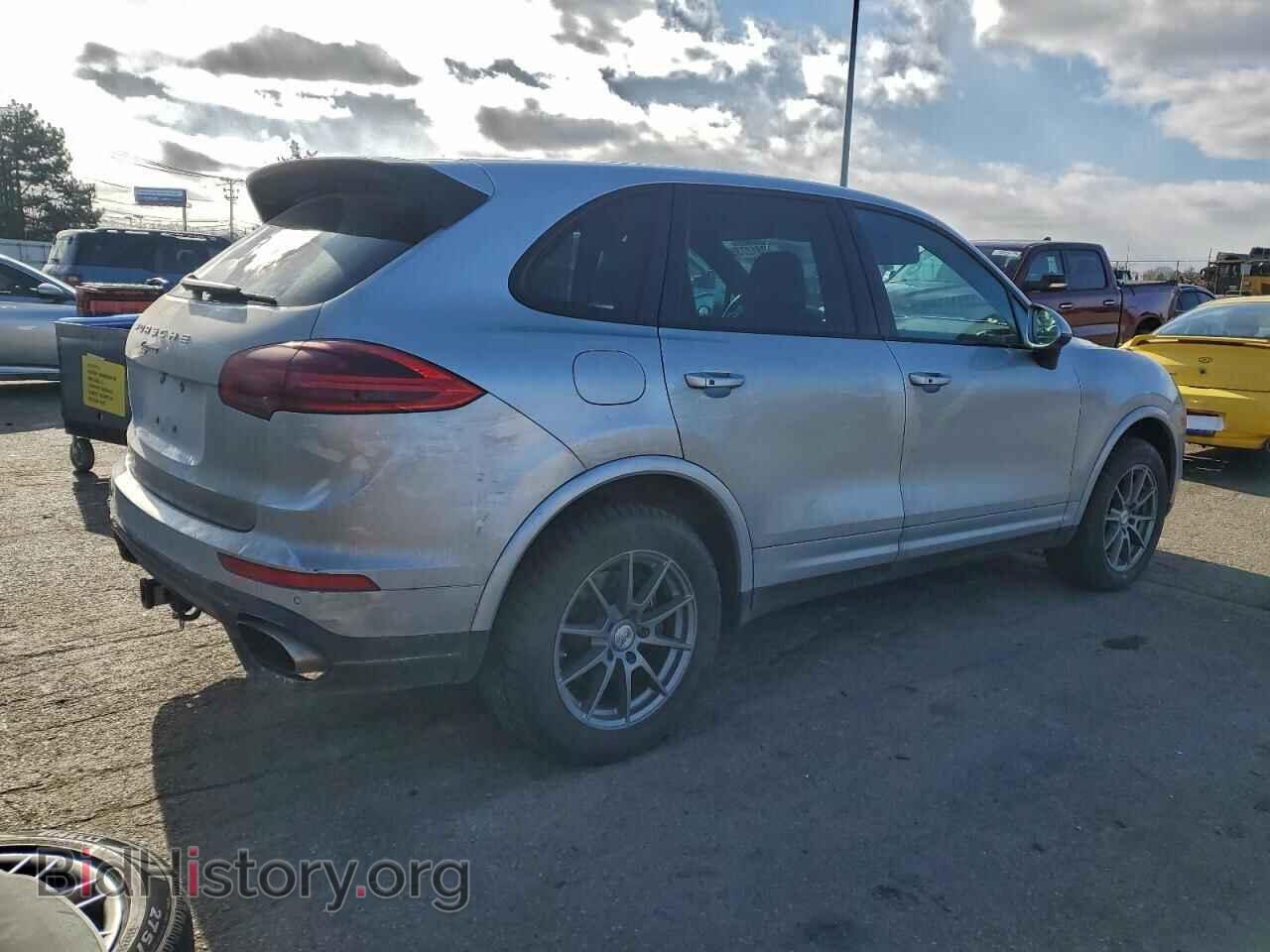 2017 PORSCHE CAYENNE - VIN: WP1AA2A24HKA85453 - Фото 3