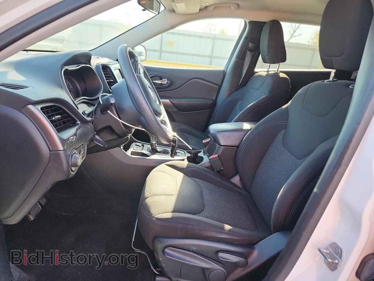 2019 JEEP CHEROKEE - VIN: 1C4PJLCB7KD241401 - Фото 7