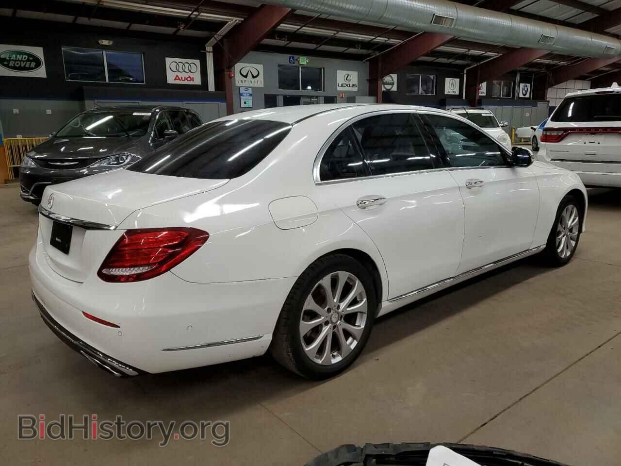 2017 MERCEDES-BENZ E-CLASS - VIN: WDDZF4KB0HA167255 - Фото 3