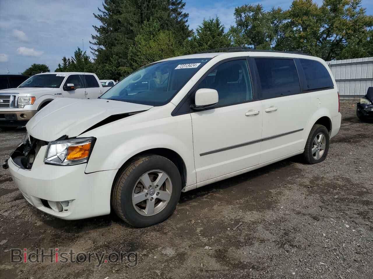Photo 2D4RN5D1XAR443680 - DODGE CARAVAN 2010