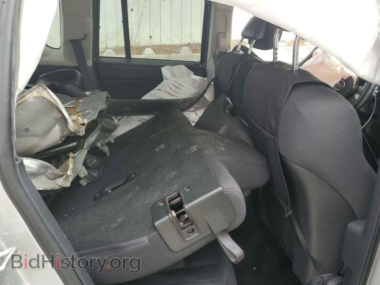2011 JEEP COMPASS - VIN: 1J4NT1FB6BD235679 - Photo 10