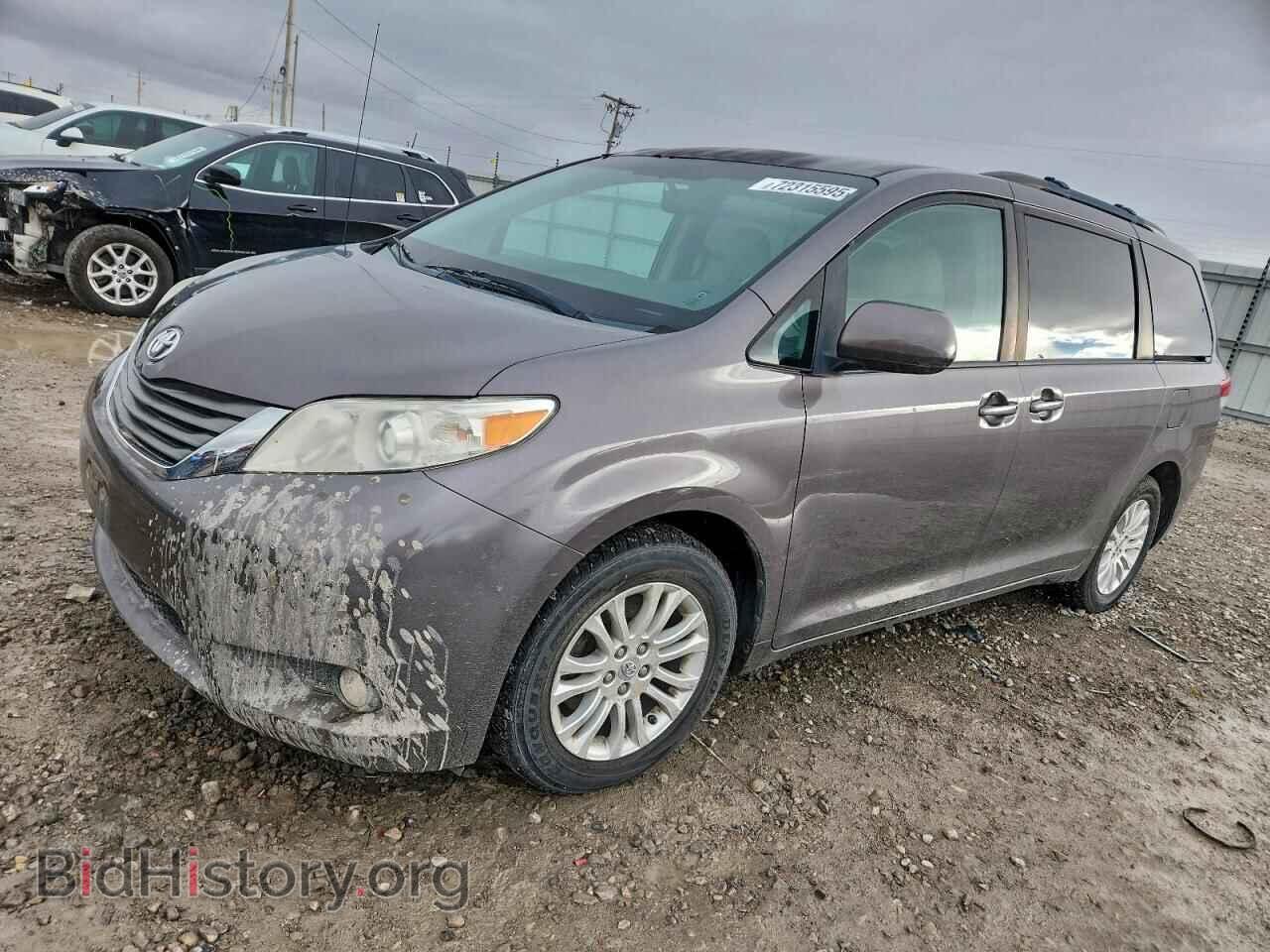 Фотография 5TDYK3DC2CS262784 - TOYOTA All Models 2012