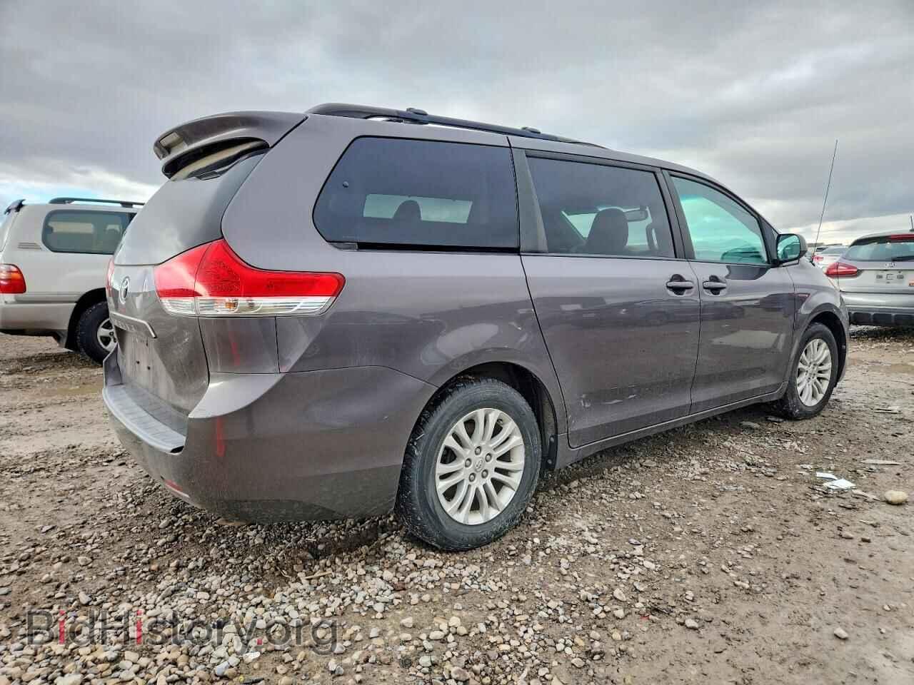 2012 TOYOTA All Models - VIN: 5TDYK3DC2CS262784 - Фото 3