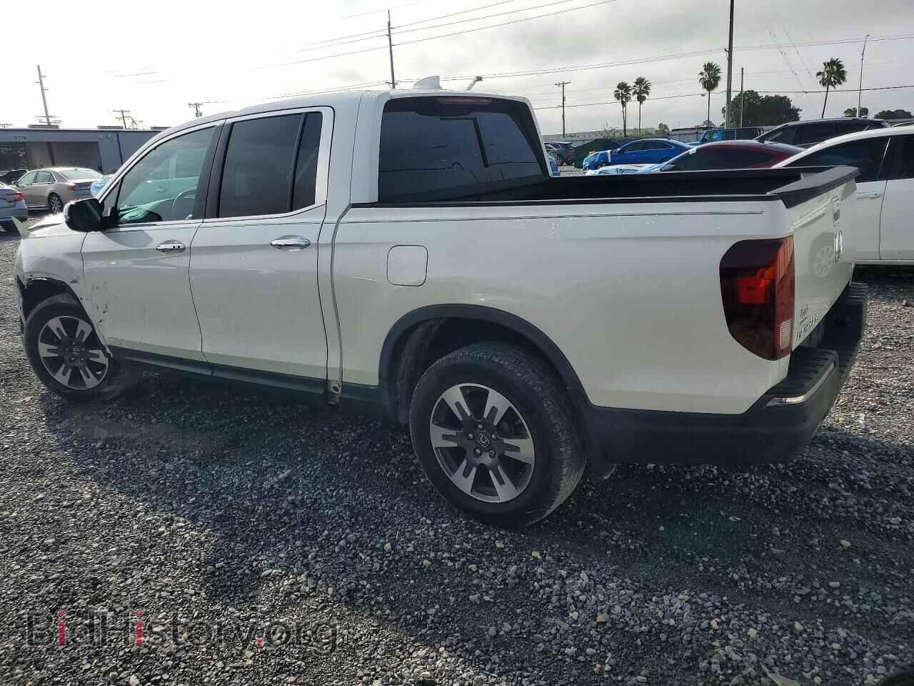2019 HONDA RIDGELINE - VIN: 5FPYK3F78KB017479 - Photo 2