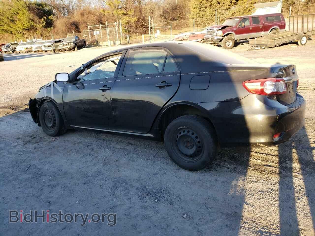 2011 TOYOTA COROLLA - VIN: 2T1BU4EE3BC742202 - Фото 2