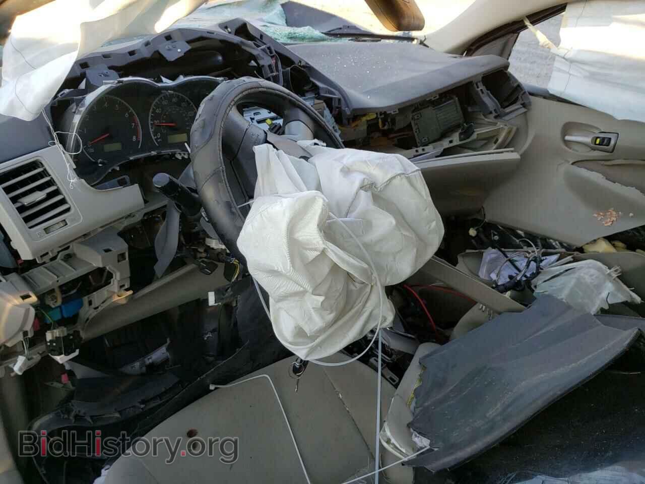 2011 TOYOTA COROLLA - VIN: 2T1BU4EE3BC742202 - Фото 8
