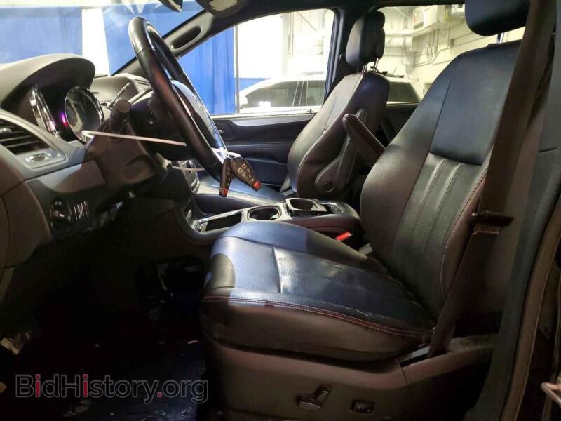 2019 Dodge CARAVAN (VIN 2C4RDGEG7KR584447) — photo 7 of 13