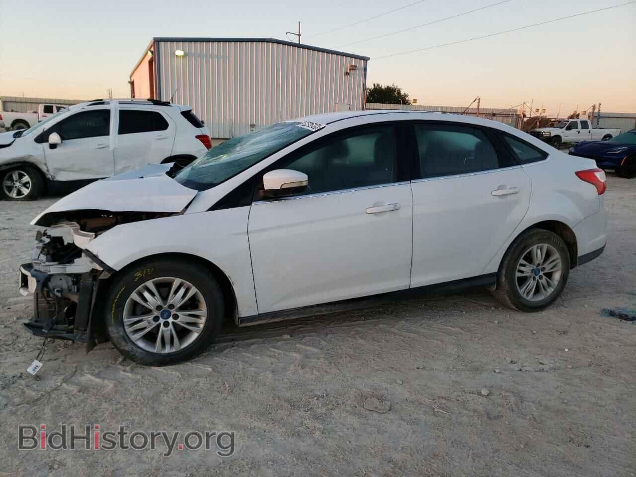 Фотография 1FAHP3H27CL106041 - FORD FOCUS 2012