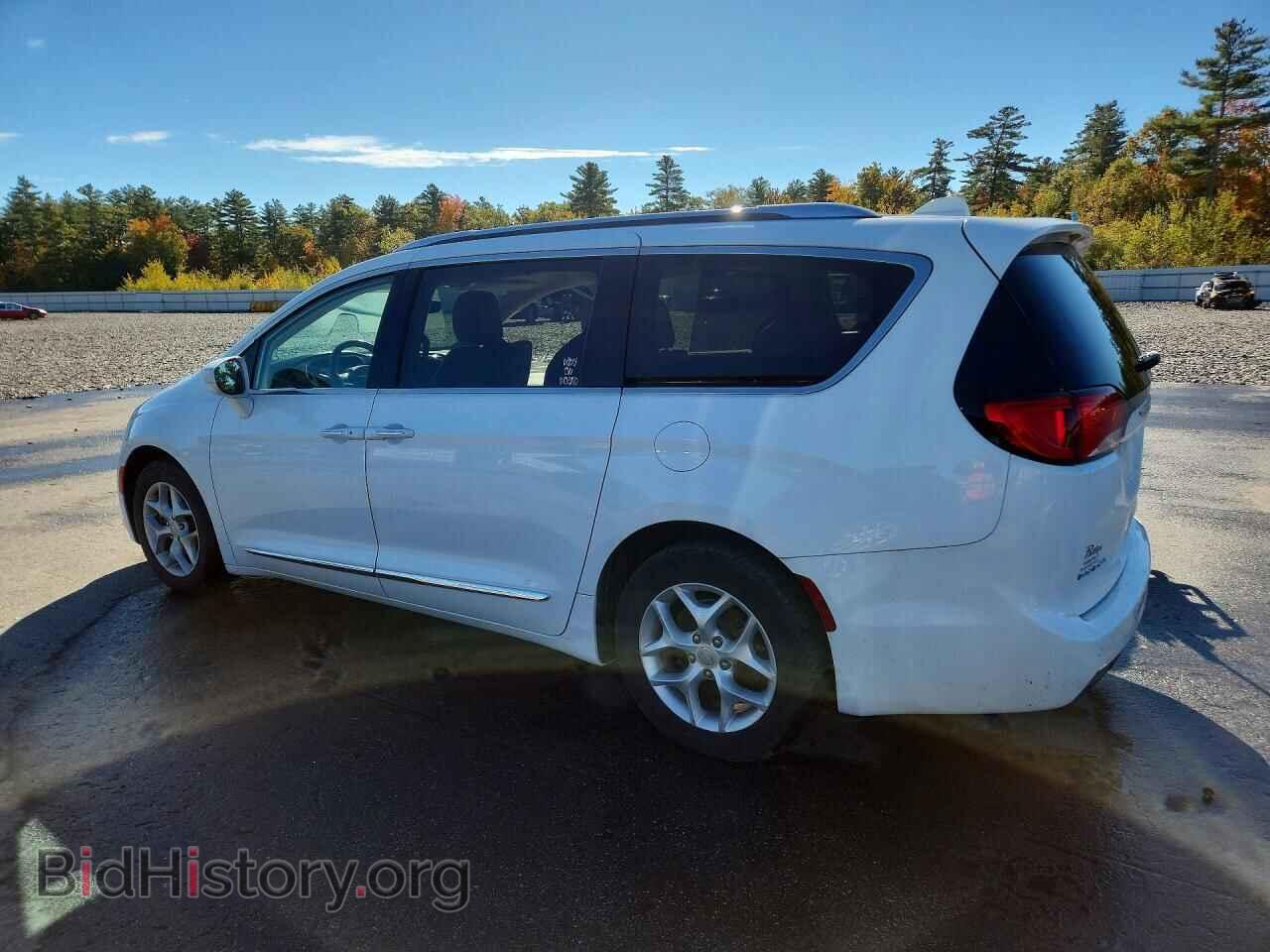 2017 CHRYSLER PACIFICA - VIN: 2C4RC1EG9HR534318 - Фото 2