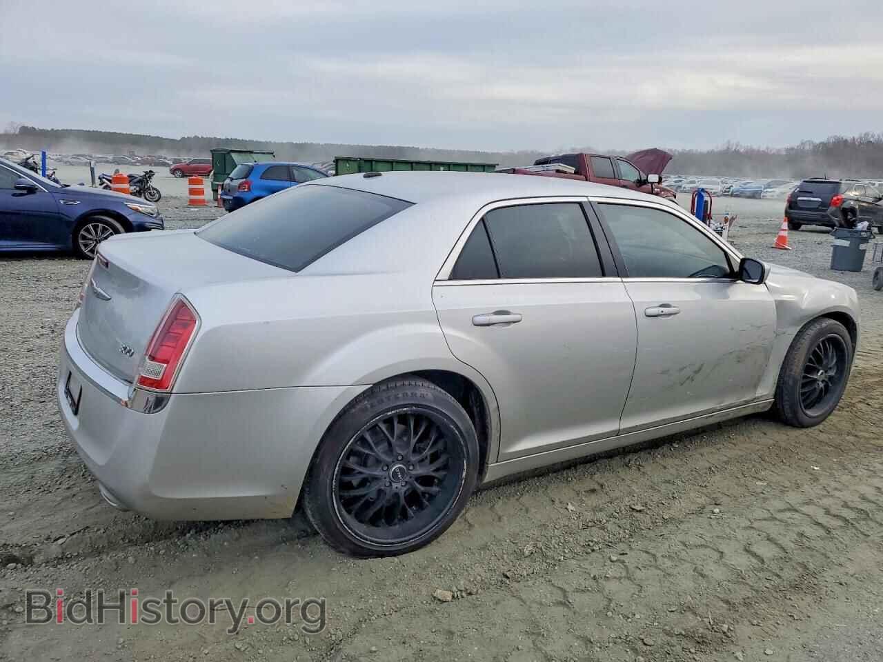 2012 CHRYSLER 300 - VIN: 2C3CCAAG6CH107774 - Фото 3