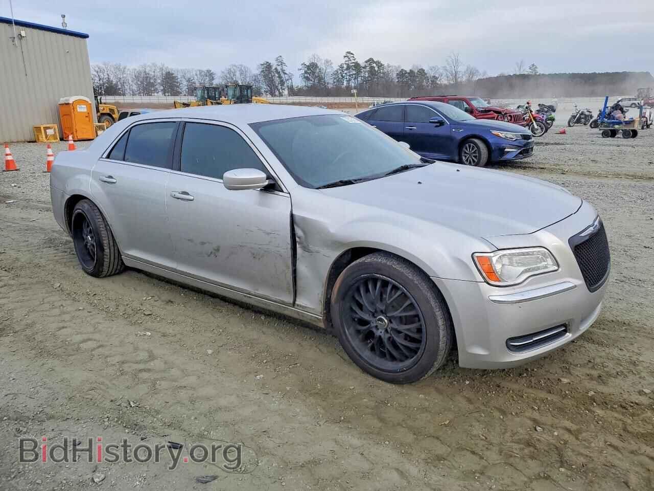 2012 CHRYSLER 300 - VIN: 2C3CCAAG6CH107774 - Фото 4