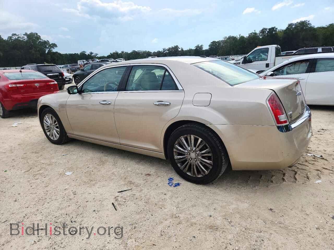 2012 CHRYSLER 300 - VIN: 2C3CCAHG6CH261827 - Photo 2
