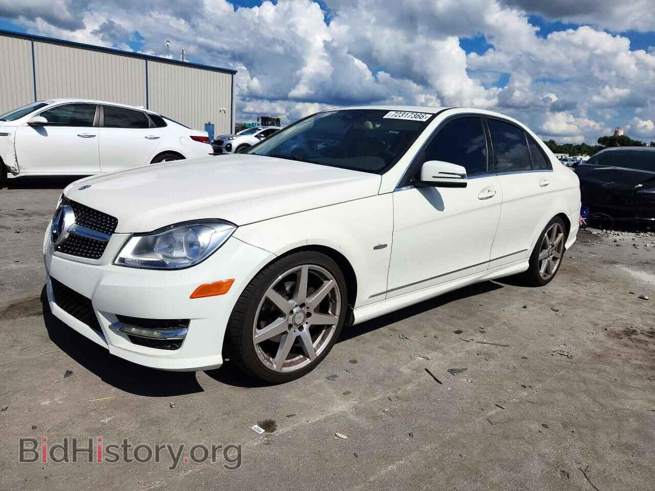 Фотография WDDGF4HB5CA632037 - MERCEDES-BENZ C-CLASS 2012