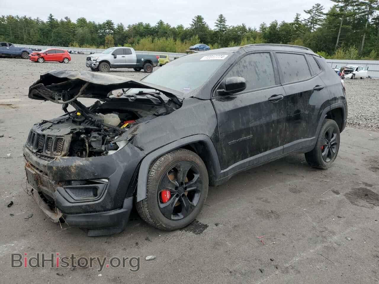 Photo 3C4NJDBB6KT696250 - JEEP COMPASS 2019