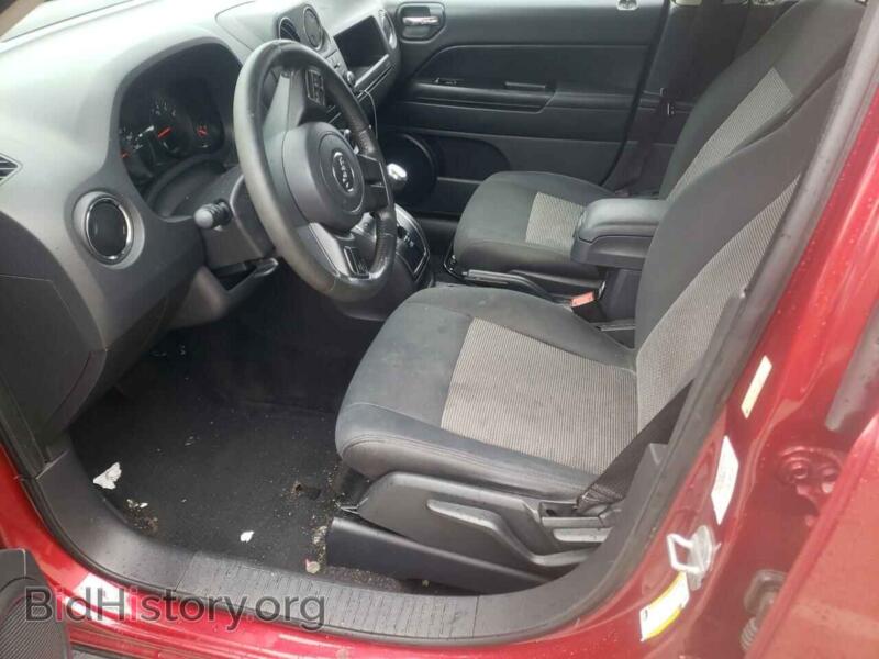 2012 Jeep COMPASS (VIN 1C4NJDEB2CD636226) — photo 7 of 13