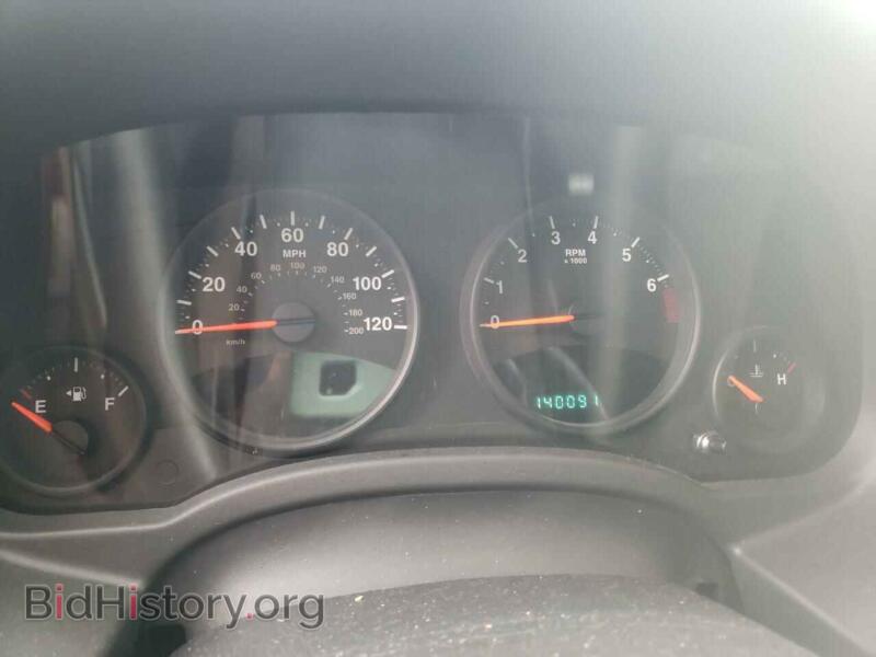 2012 Jeep COMPASS (VIN 1C4NJDEB2CD636226) — photo 9 of 13