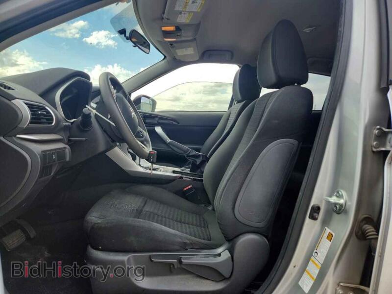 2018 Mitsubishi ECLIPSE (VIN JA4AT3AA6JZ064166) — фото 7 из 16