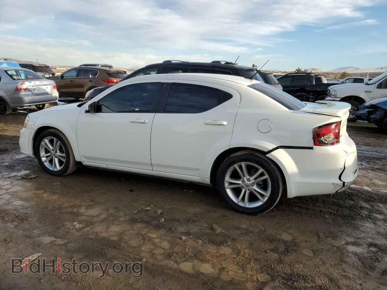 2011 DODGE AVENGER - VIN: 1B3BD1FG9BN524343 - Фото 2