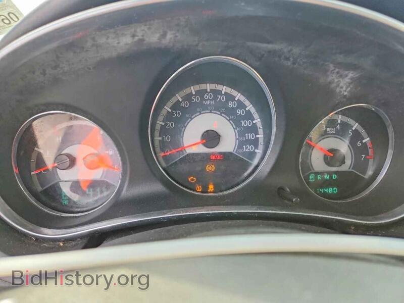 2012 Chrysler 200 (VIN 1C3CCBCG6CN109261) — photo 9 of 12