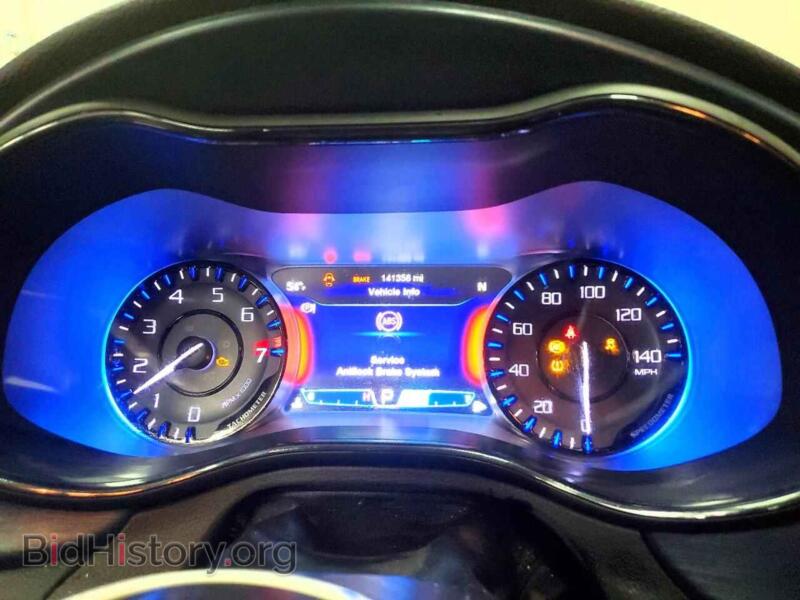 2015 Chrysler 200 (VIN 1C3CCCDG0FN618464) — photo 9 of 15
