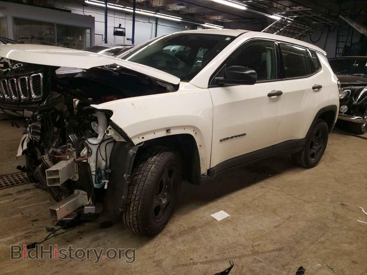 Фотография 3C4NJDAB3KT629624 - JEEP COMPASS 2019