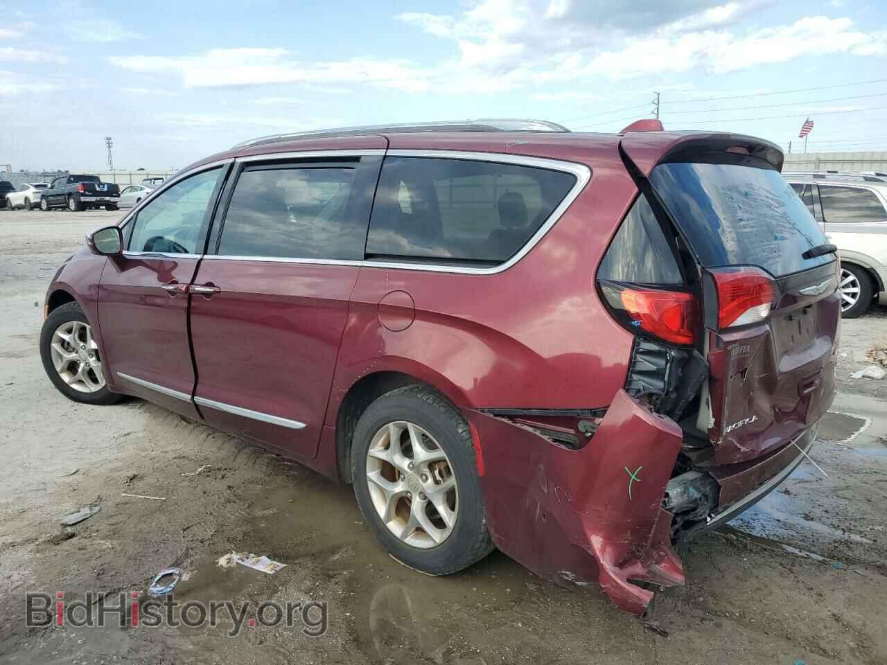 2017 CHRYSLER PACIFICA - VIN: 2C4RC1GG3HR729991 - Photo 2