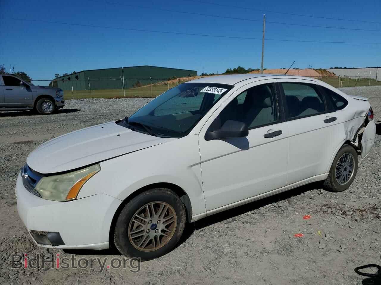 Photo 1FAHP3FN0BW150103 - FORD FOCUS 2011