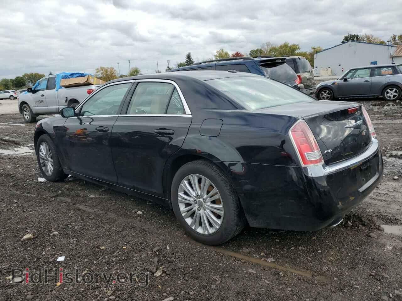 2013 CHRYSLER 300 - VIN: 2C3CCARG7DH539117 - Фото 2