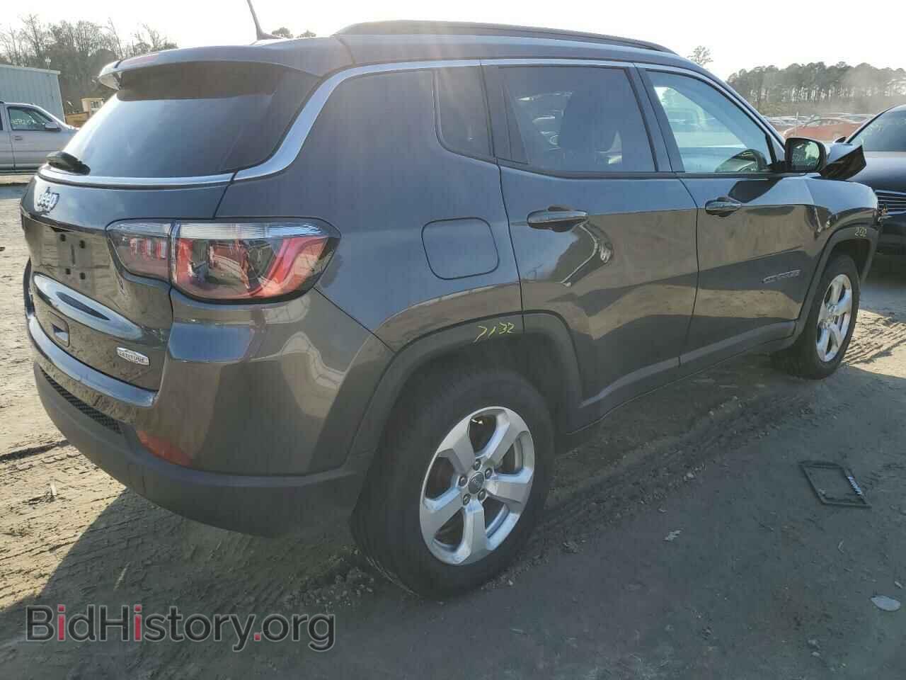 2019 JEEP COMPASS - VIN: 3C4NJDBB9KT754626 - Фото 3