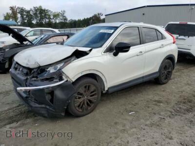 2018 Mitsubishi ECLIPSE LE, белый — VIN JA4AT4AA1JZ045451, Copart