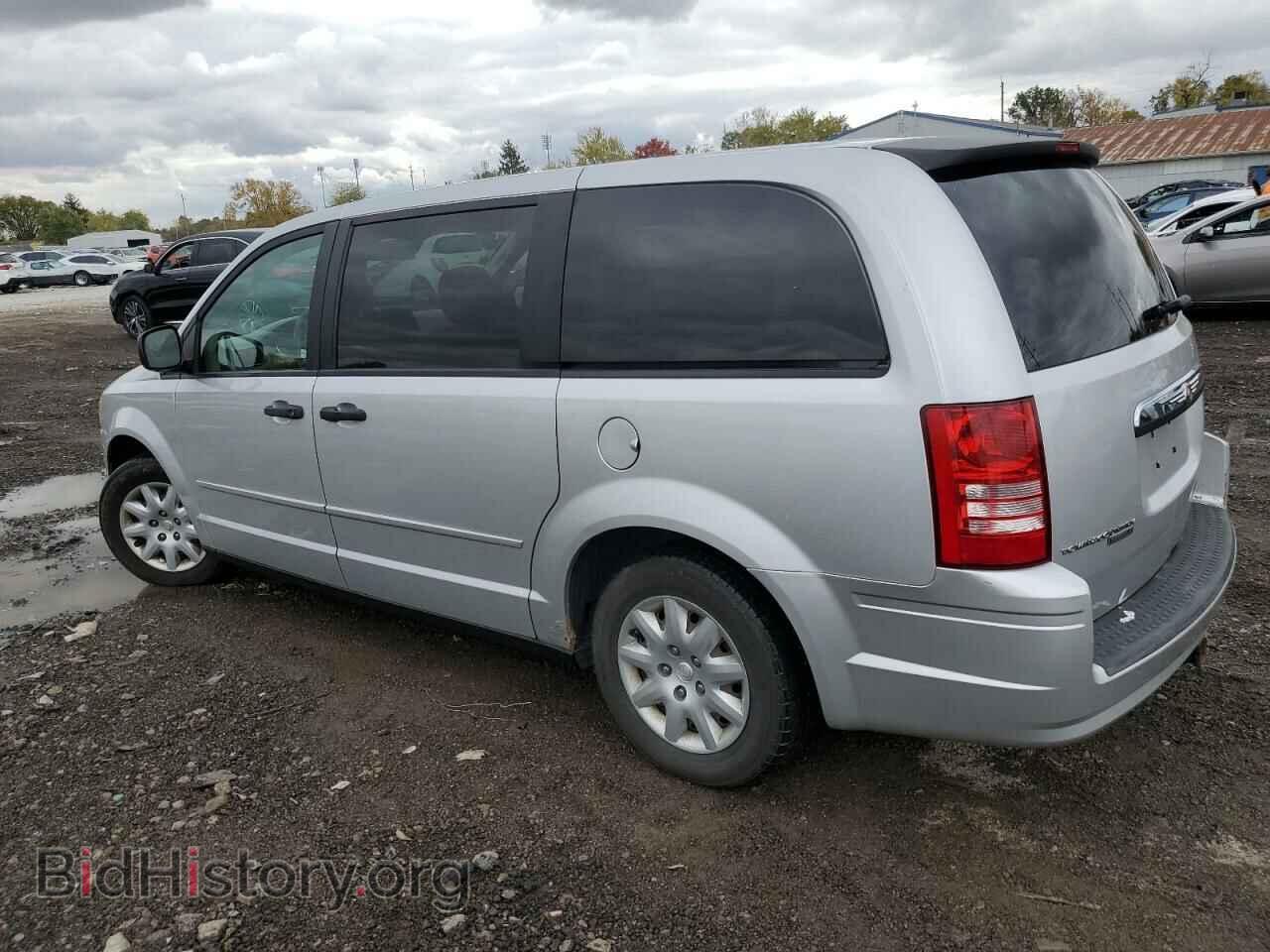 2008 CHRYSLER MINIVAN - VIN: 2A8HR44H58R623740 - Фото 2