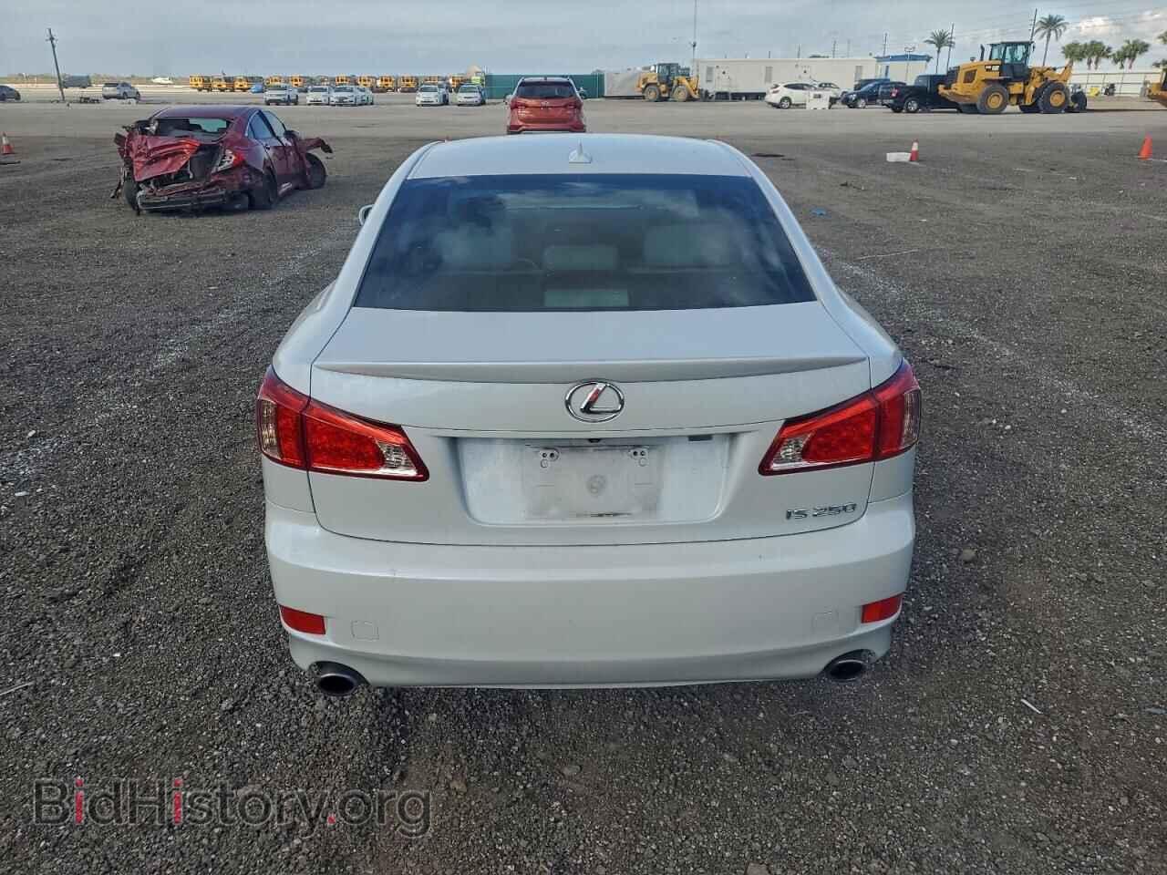 2011 LEXUS IS - VIN: JTHBF5C20B5145710 - Фото 6