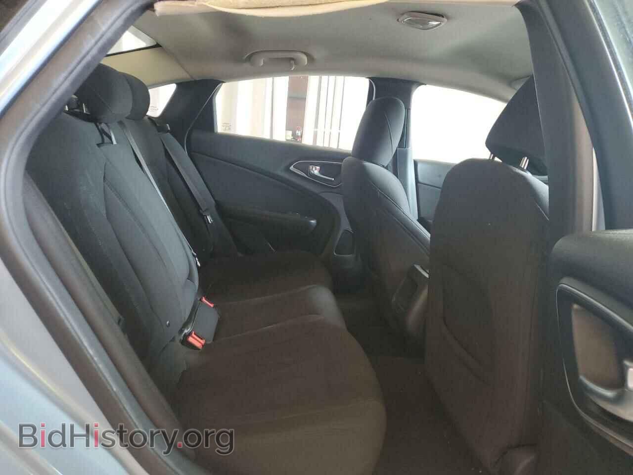 2015 CHRYSLER 200 - VIN: 1C3CCCAB8FN631701 - Фото 10