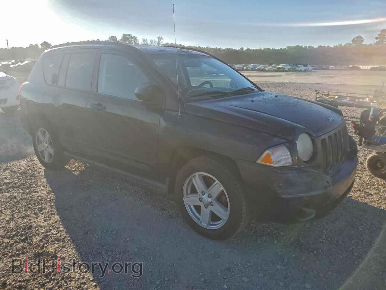 2008 JEEP COMPASS - VIN: 1J8FT47W08D568264 - Фото 4