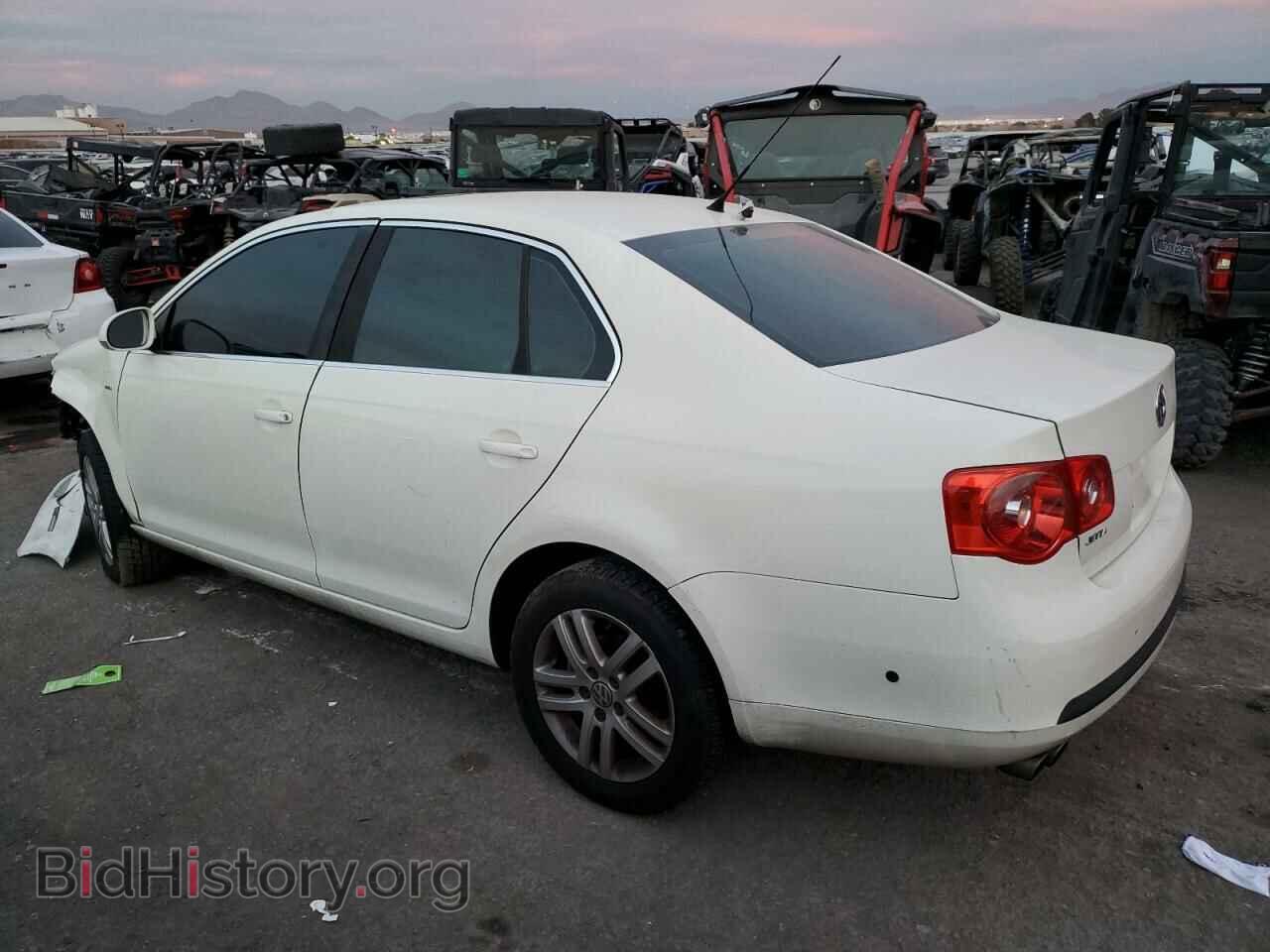 2007 VOLKSWAGEN JETTA - VIN: 3VWEF71K27M147258 - Фото 2