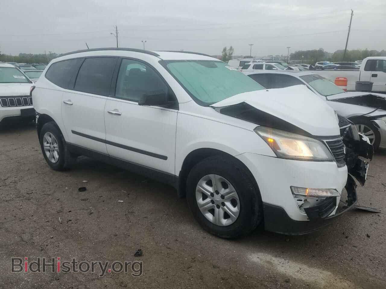 2017 CHEVROLET TRAVERSE - VIN: 1GNKRFKD5HJ142911 - Фото 4