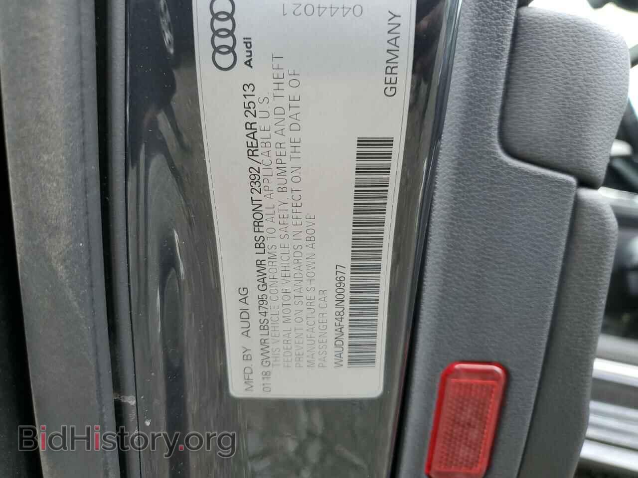 2018 AUDI A4 - VIN: WAUDNAF48JN009677 - Фото 12
