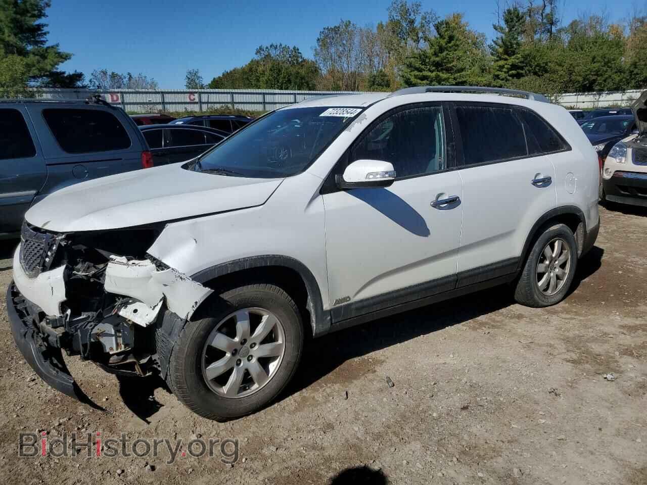 Photo 5XYKTDA27DG402430 - KIA SORENTO 2013