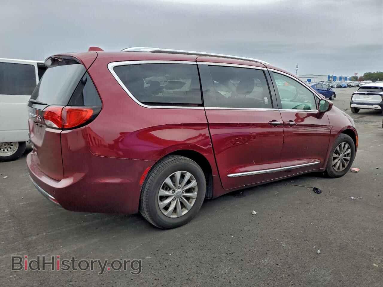 2018 CHRYSLER PACIFICA - VIN: 2C4RC1BG2JR211481 - Фото 3