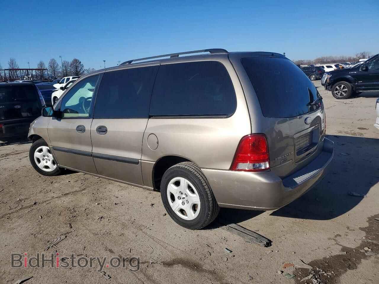 2005 FORD FREESTAR - VIN: 2FMZA51685BA03184 - Фото 2