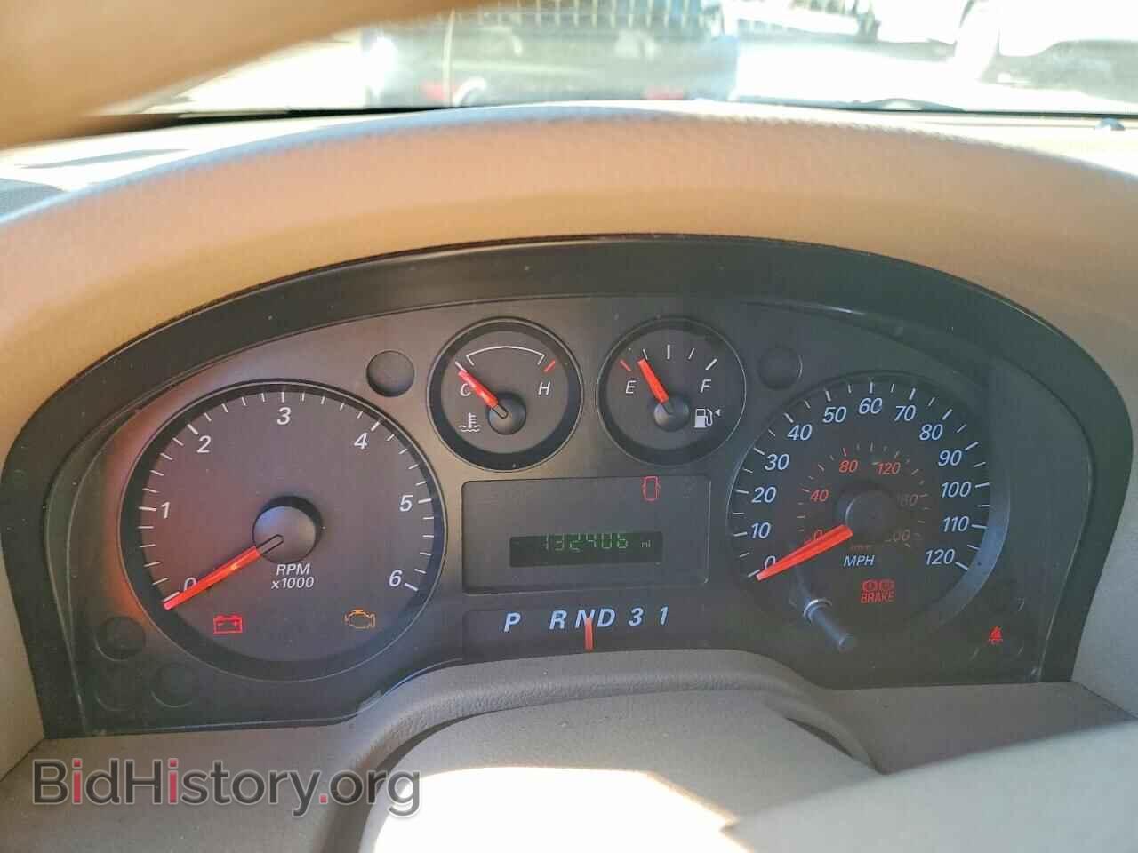 2005 FORD FREESTAR - VIN: 2FMZA51685BA03184 - Фото 9