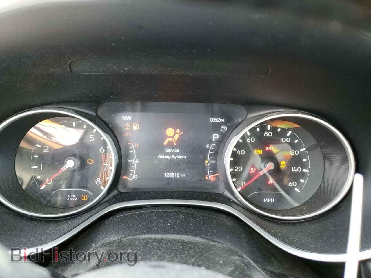 2018 JEEP COMPASS - VIN: 3C4NJCCB4JT406949 - Photo 9