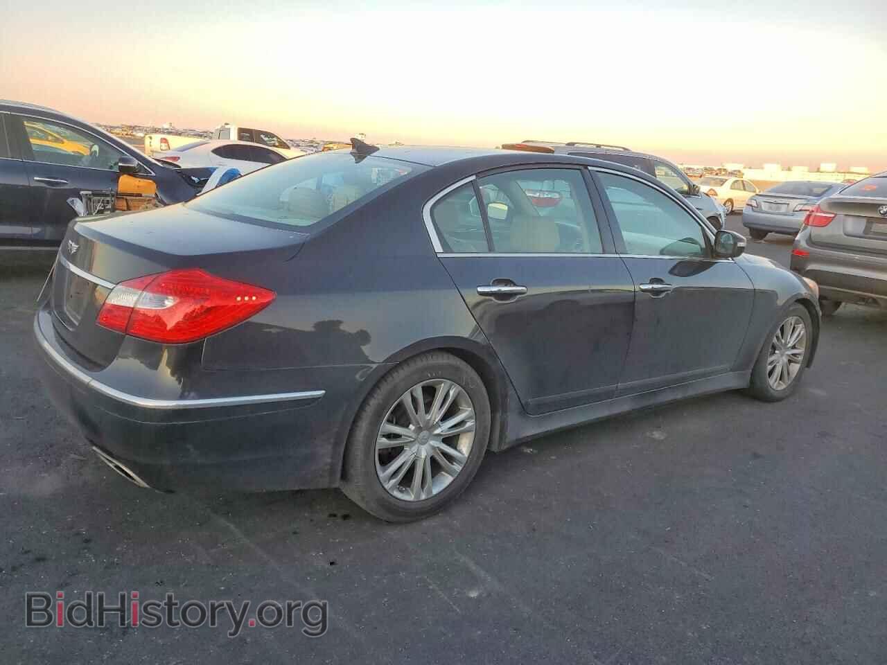 2014 HYUNDAI GENESIS - VIN: KMHGC4DD9EU262587 - Фото 3