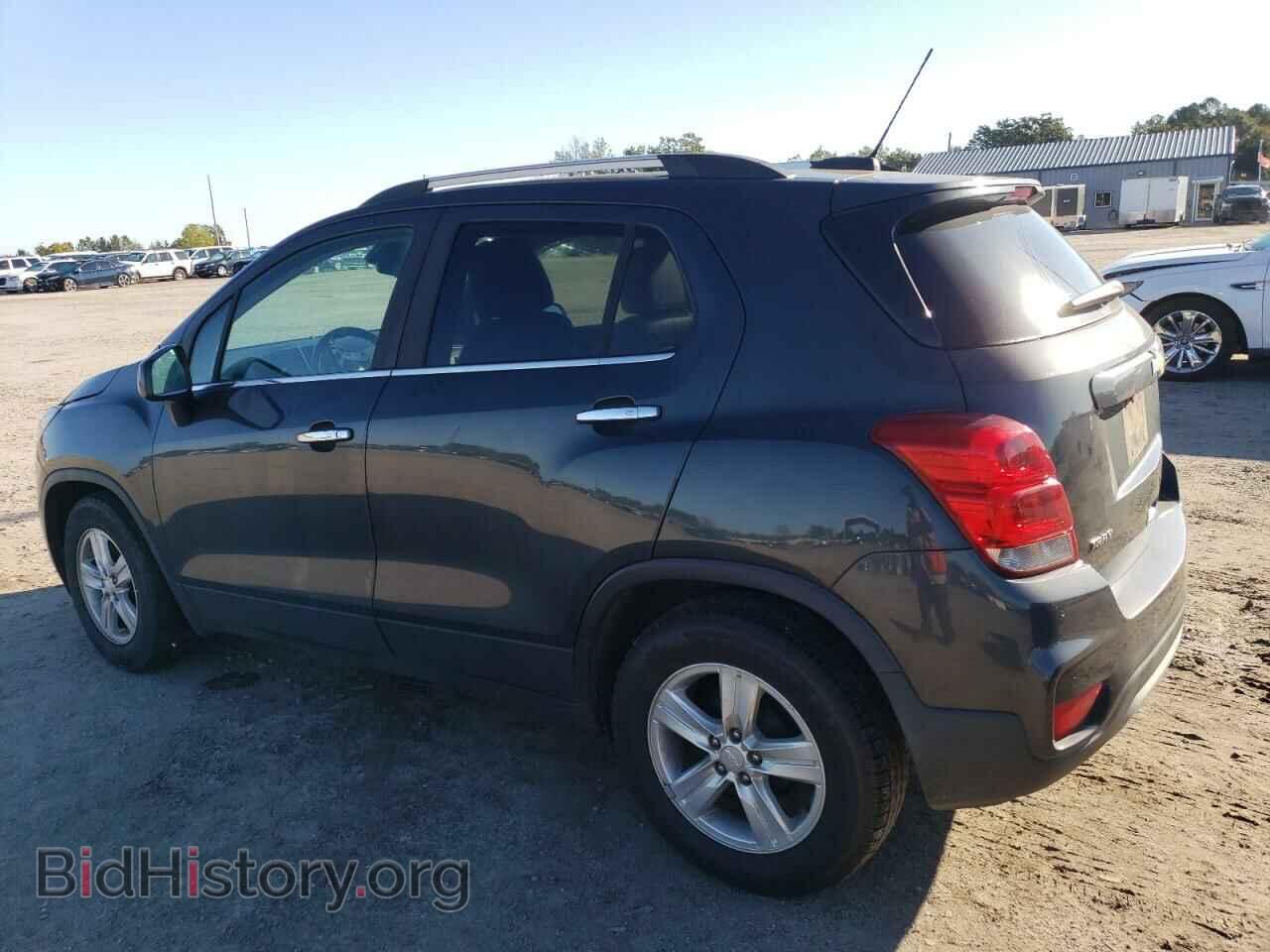 2017 CHEVROLET TRAX - VIN: 3GNCJLSB2HL225780 - Фото 2