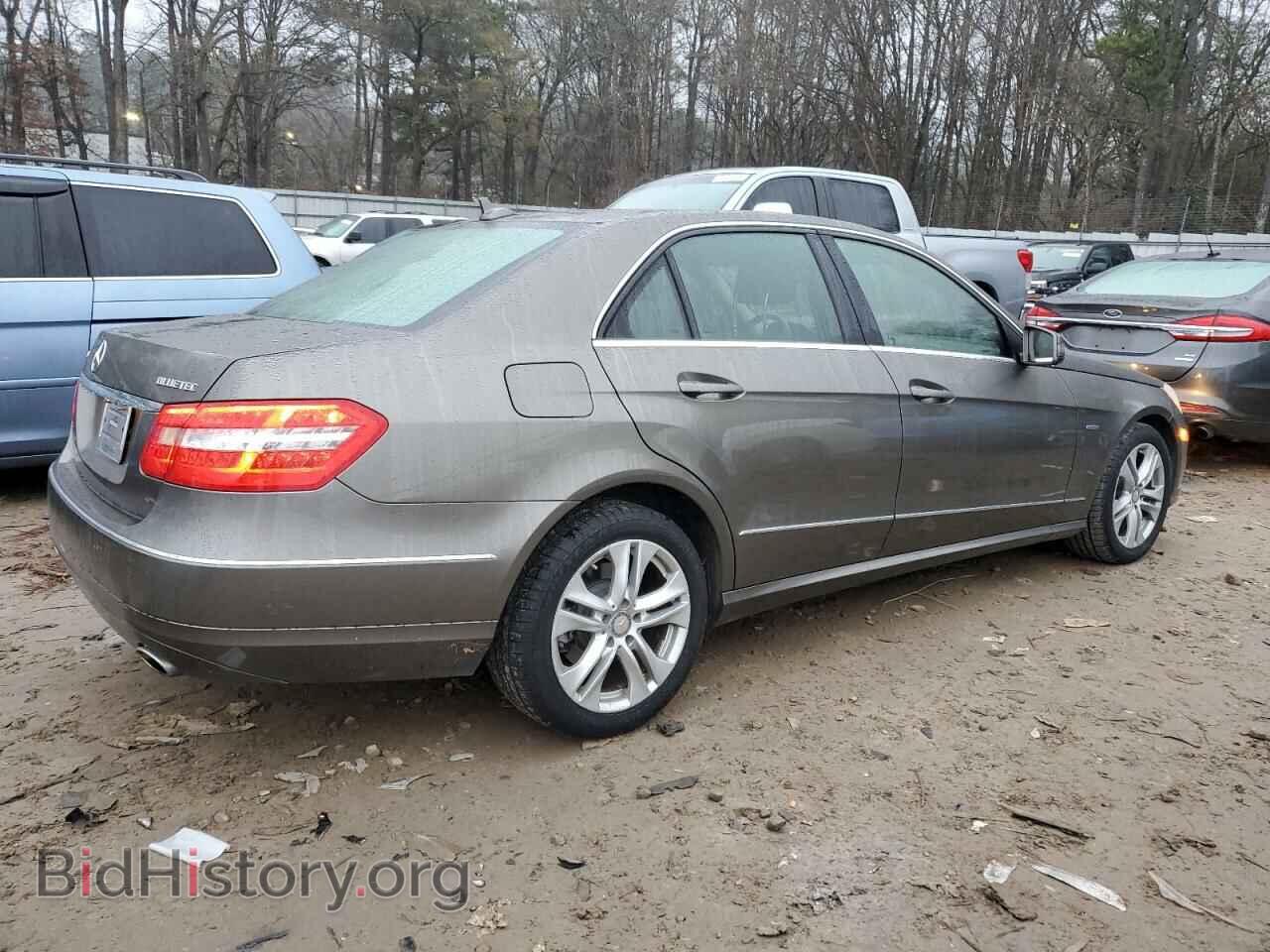 2011 MERCEDES-BENZ E-CLASS - VIN: WDDHF2EB6BA266147 - Фото 3