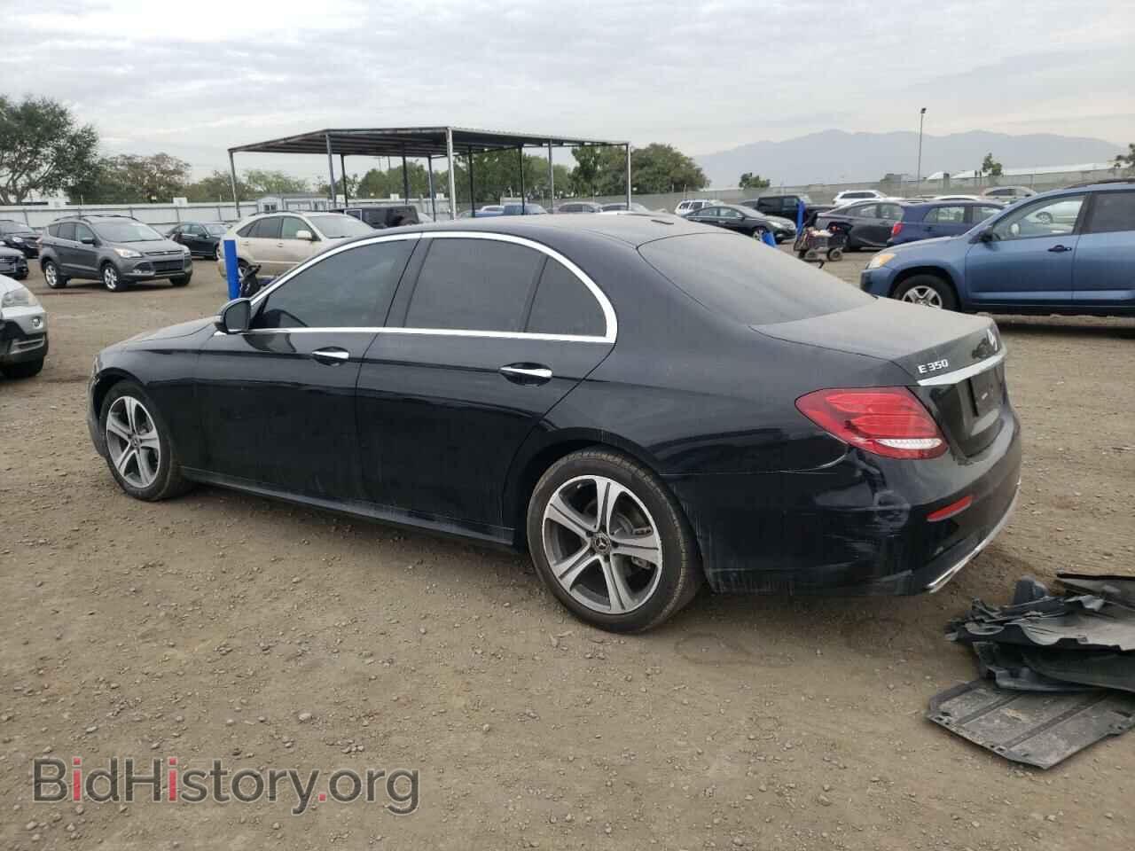 2020 MERCEDES-BENZ E-CLASS - VIN: W1KZF8DB9LA827774 - Фото 2