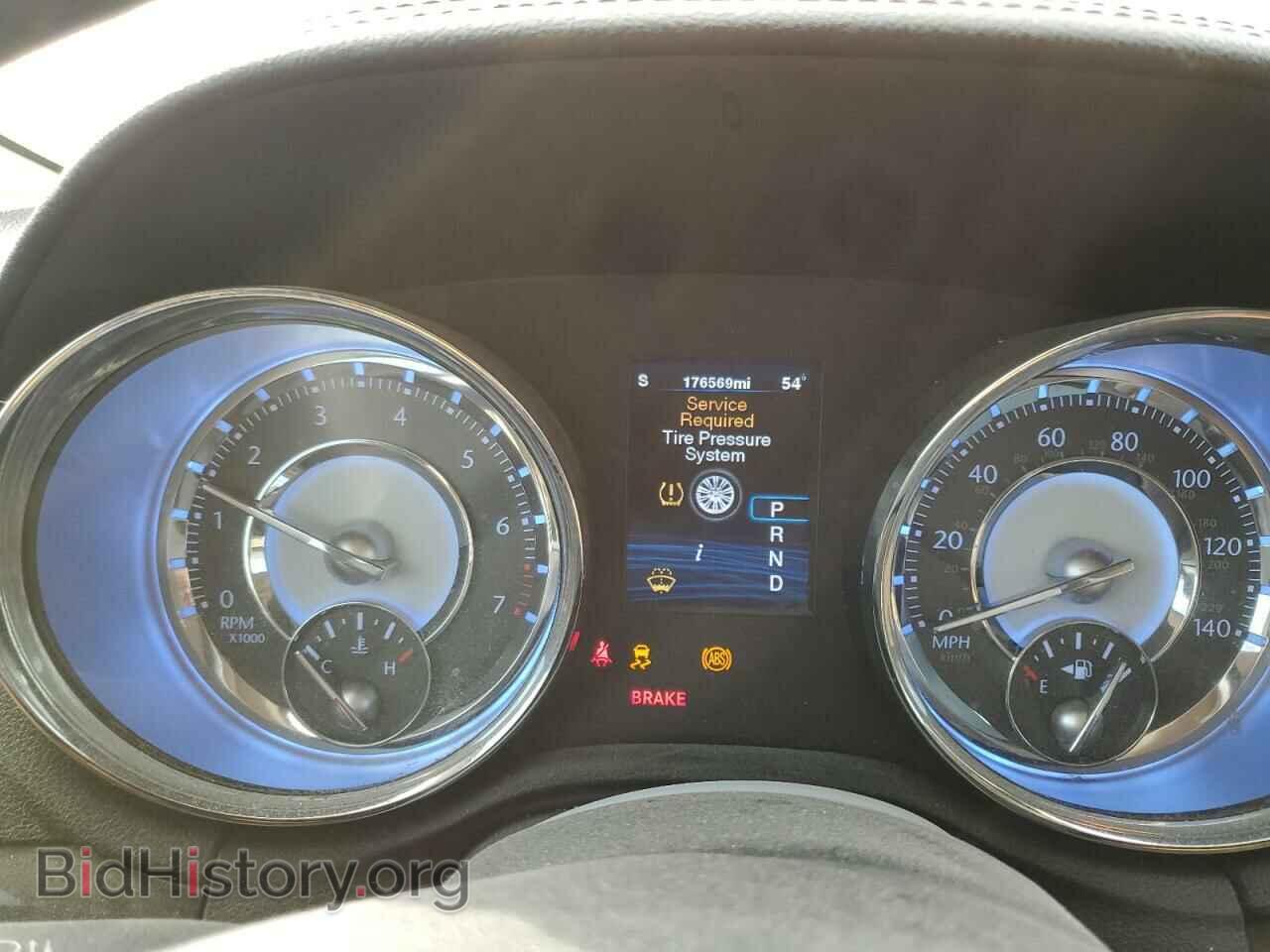 2012 CHRYSLER 300 - VIN: 2C3CCAAG2CH124300 - Фото 9
