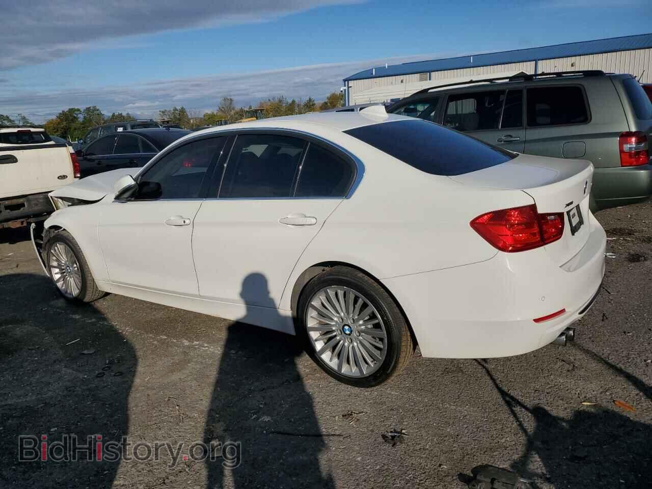 2014 BMW 3 SERIES - VIN: WBA3B3C59EF545311 - Фото 2