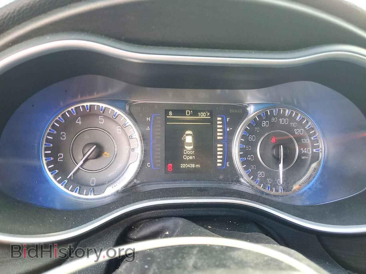 2016 CHRYSLER 200 - VIN: 1C3CCCAB8GN115694 - Фото 9