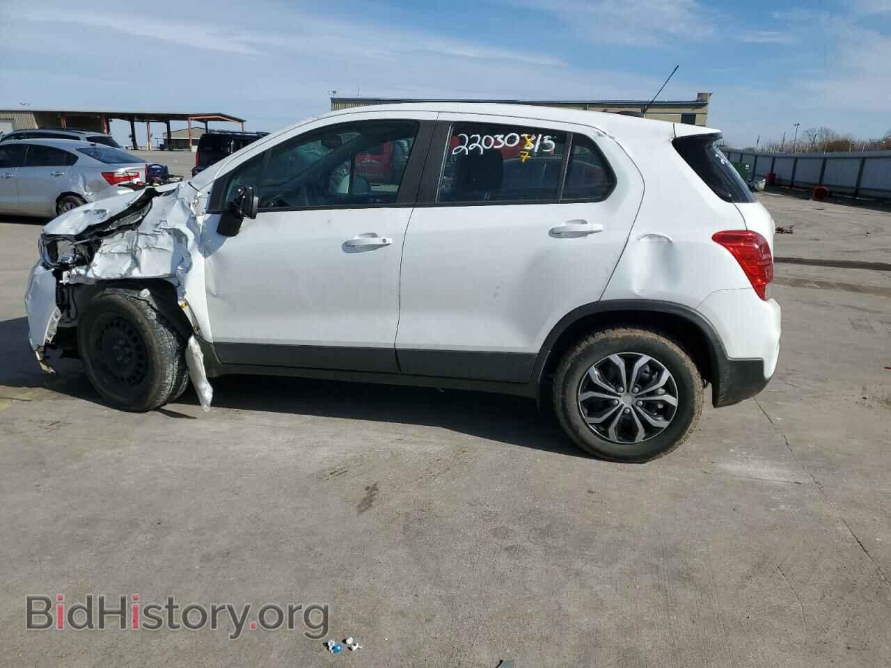 2017 CHEVROLET TRAX - VIN: KL7CJKSB3HB213638 - Фото 2